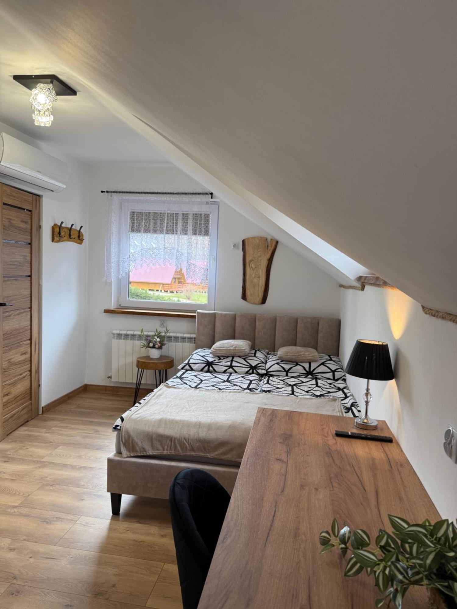 Apartament Z Tarasem I Pokoje Klimatyzowane -Drozdowka Solina โซลินา ภายนอก รูปภาพ